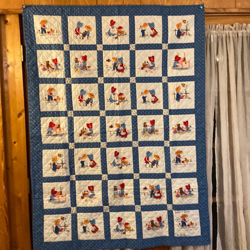 Preprinted quilt “ Sunbonnet Sue & Sam